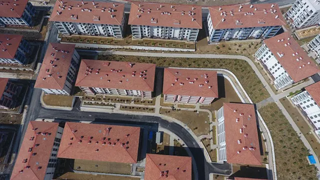 İSTANBUL İLİ ESENLER İLÇESİ GÜNEY PROJE ALANI KENTSEL DÖNÜŞÜM VE GELİŞİM PROJESİ 1.ETAP 1.BÖLGE 531 ADET KONUT VE 1 ADET MESCİT İNŞAATLARI İLE ALTYAPI VE ÇEVRE DÜZENLEMESİ İŞİ