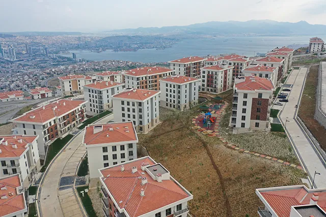 İZMİR İLİ BAYRAKLI İLÇESİ REZERV ALAN 5.ETAP 627 ADET KONUT VE 12 ADET DÜKKAN İNŞAATLARI İLE ALTYAPI VE ÇEVRE DÜZENLEMESİ İŞİ