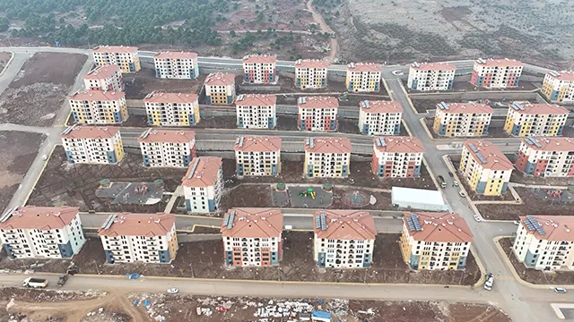 HATAY İLİ HASSA İLÇESİ AŞAĞIKARAFAKILI MAHALLESİ 2.ETAP 765 ADET KONUT (+6 KD) İNŞAATI İLE ALTYAPI VE ÇEVRE DÜZENLEMESİ İŞİ